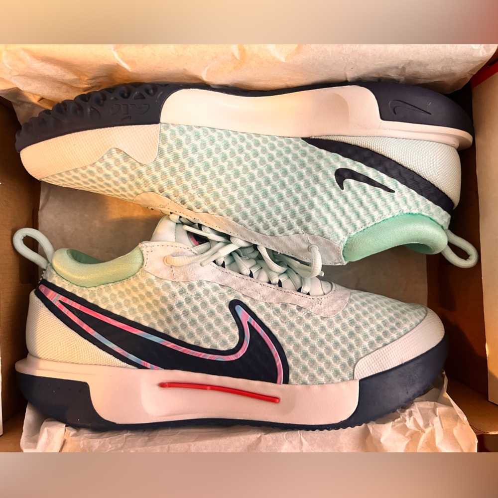 Tennis shows by Nike